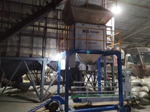 梅河口市化肥饲料电动称重打包秤性价比高质量好