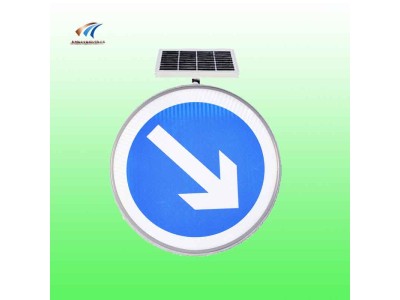 福州圆形右侧行驶标志 太阳能发光标志支持定制
