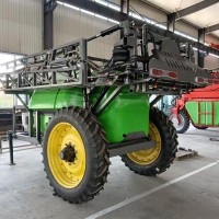 华玺3WPQ-4000牵引式玉米打药机大型高驾喷药机厂家