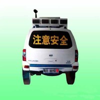 太阳能仿真警车 太阳能假警察标志牌支持定制